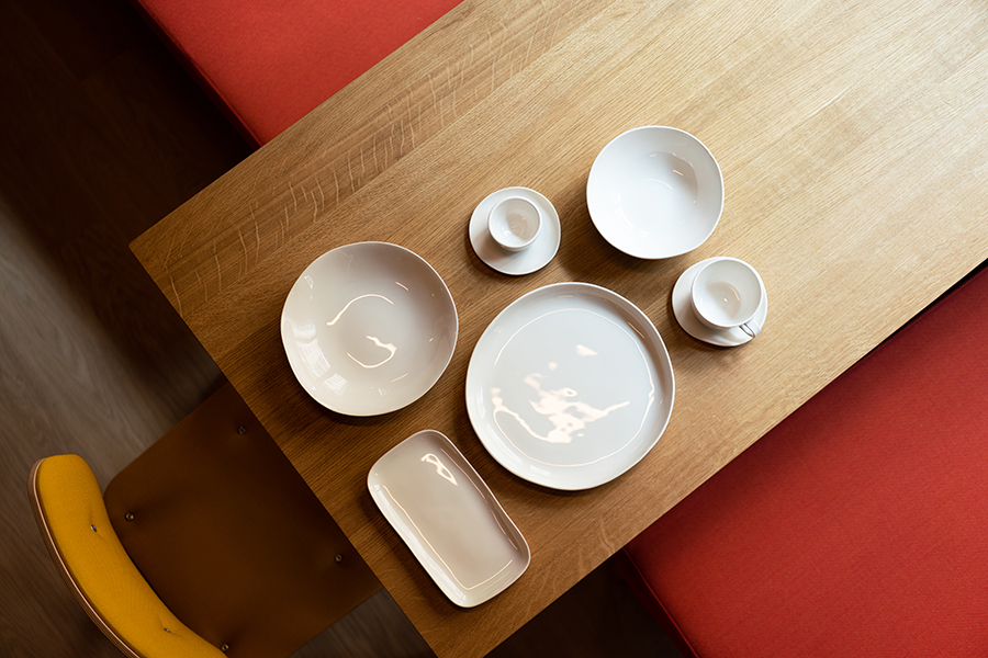Handmade tableware for restaurant "Im Kuenstlerhaus"