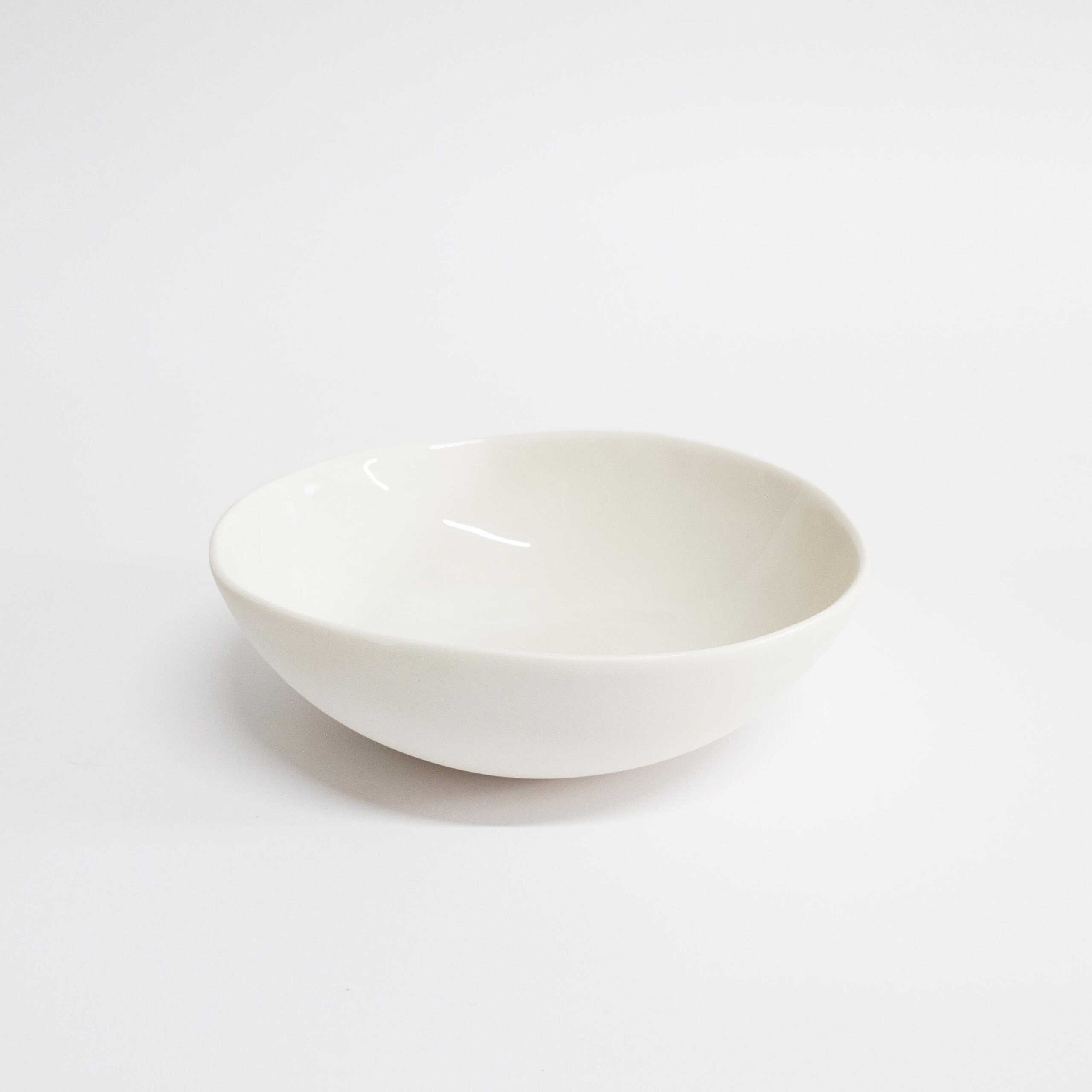Yvette Hoffmann Design Studio series porcelain tableware Simple White