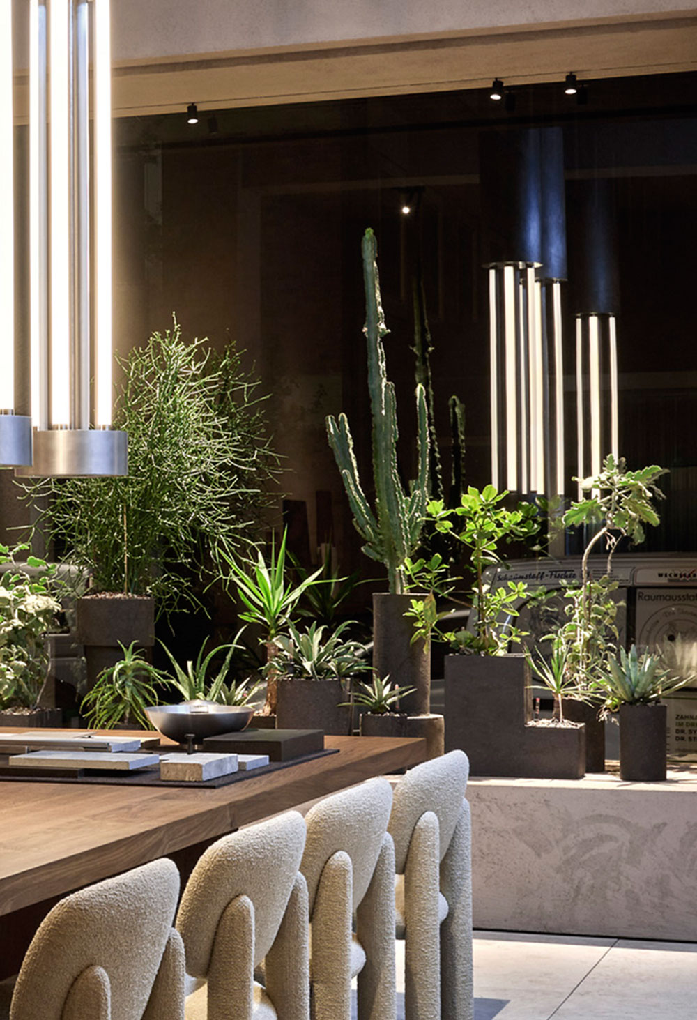Planter for Holzrausch Showroom Munich Photos by Oliver Jaist